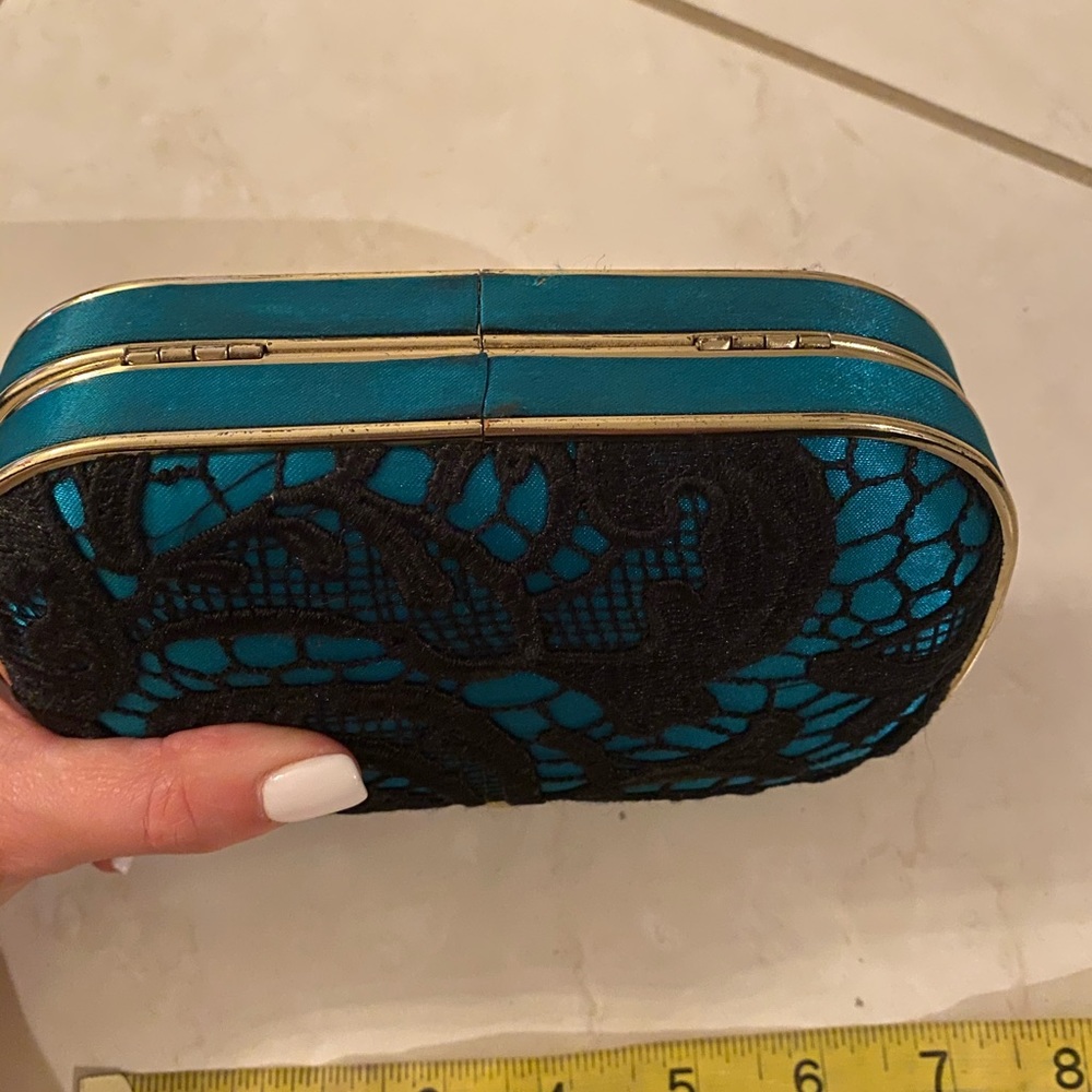 ASOS Hard clutch Holiday - Picture 5 of 6
